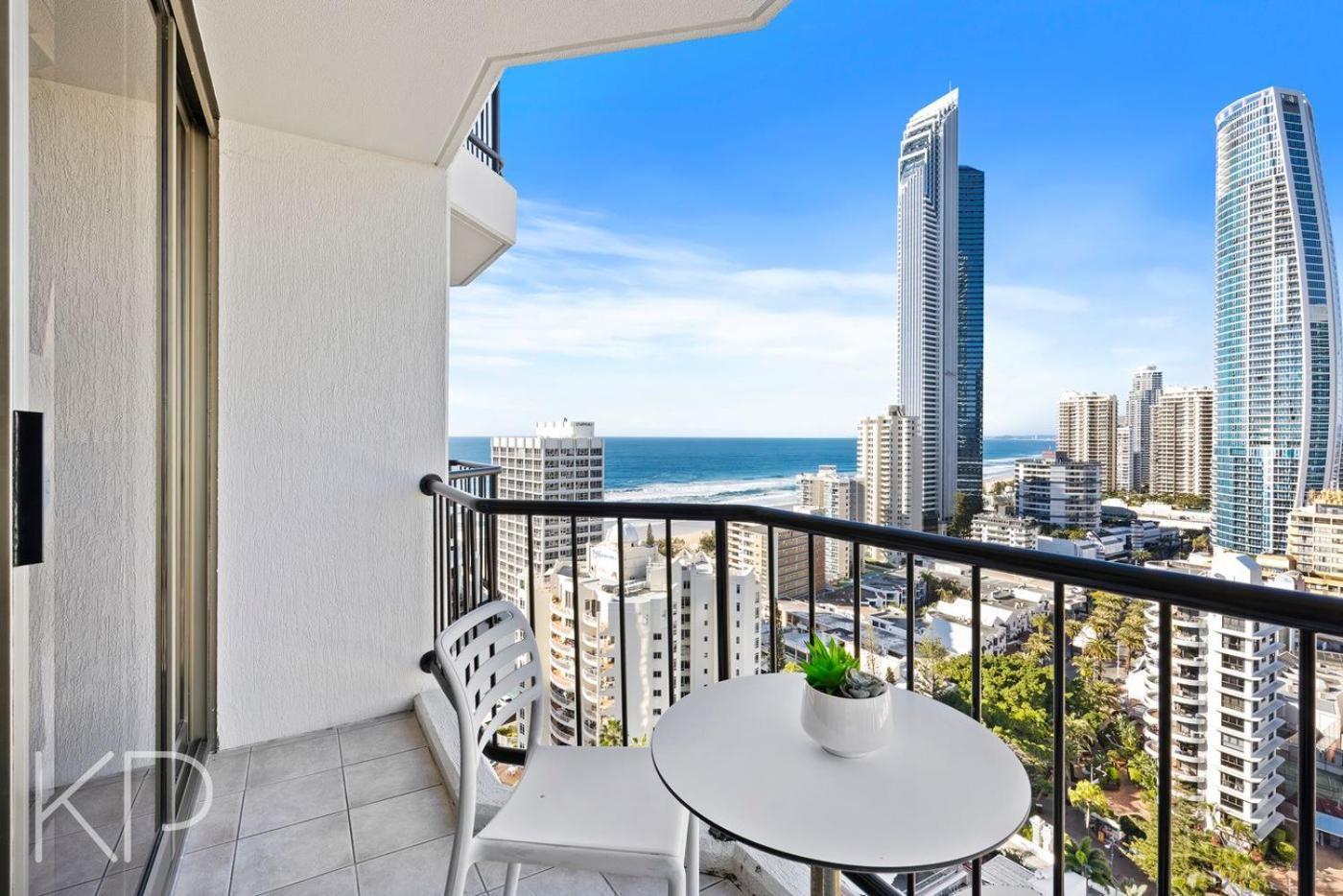 Hotel Apartments On 22 View Avenue, Surfers Paradise Gold Coast Exterior photo